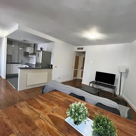 Apartment El Torcal Luxury With Free Parking