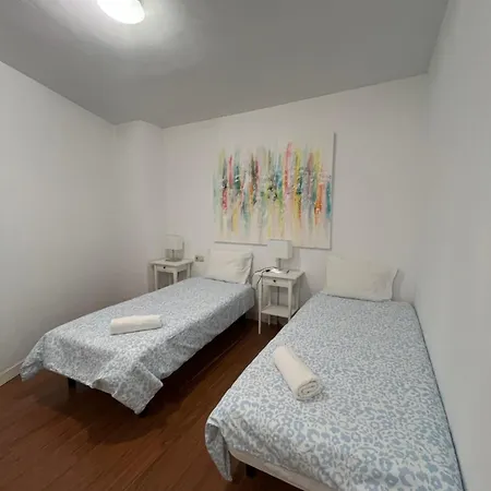 El Torcal Luxury With Free Parking Apartment